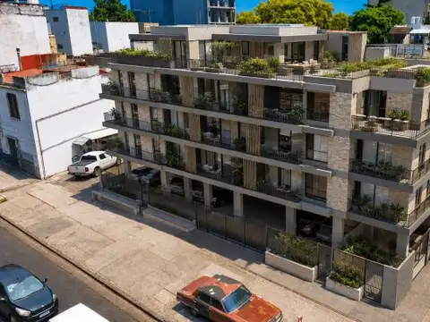 Avenida América 700