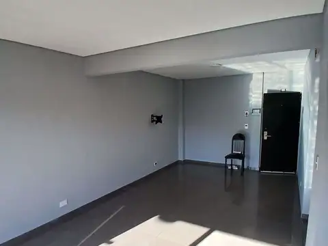 Departamento en Alquiler en Valentin Alsina, $ 750.000