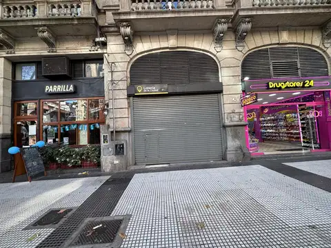 Excelente local sobre Av de Mayo zona comercial