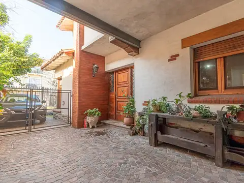 Casa en Venta en Haedo, USD 245.000