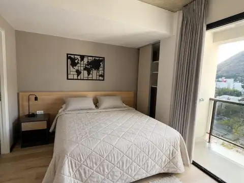 Departamento en Alquiler con 1 cochera