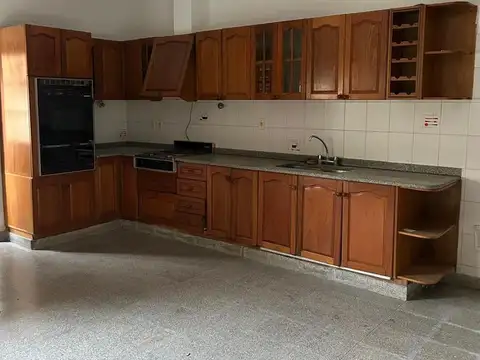 Casa en alquiler para uso comercial
