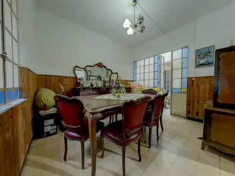 Entre Ríos 2288  Planta Baja - VENTA Casa 2 Dormitorios con Local