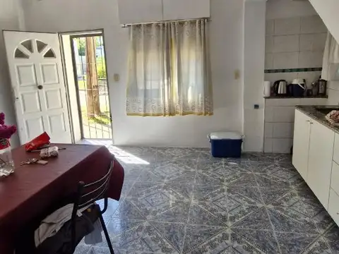 Mariano Moreno 400