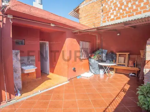 VENTA PH 4 AMB. AMPLIO PATIO CON PARRILLA. APTO CREDITO. PABLO PODESTA