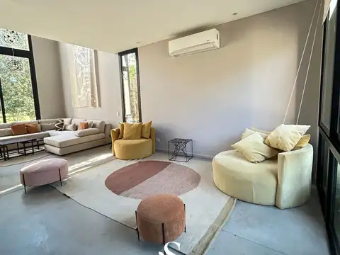 Casa en Alquiler 8 años