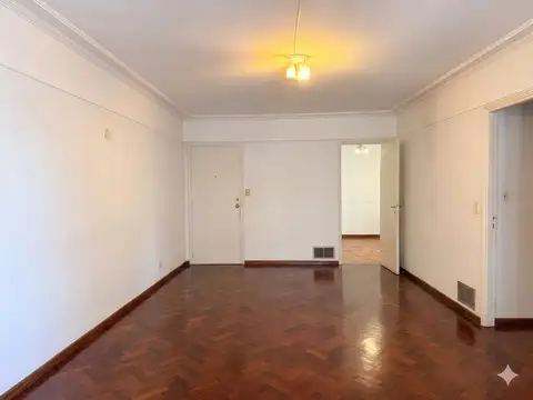VENTA - DEPARTAMENTO 2 DORMITORIOS + COMD. - CENTRO