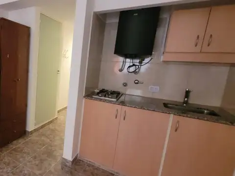 Monoambiente  con cocina kitchinet -  excelente estado - APTO PROFESIONAL