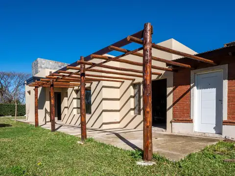 Casa en Venta con 1 cochera