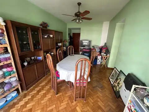 Directorio Av. 121 , Piso 6