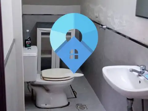 Casa 7 ambientes con 4 baños