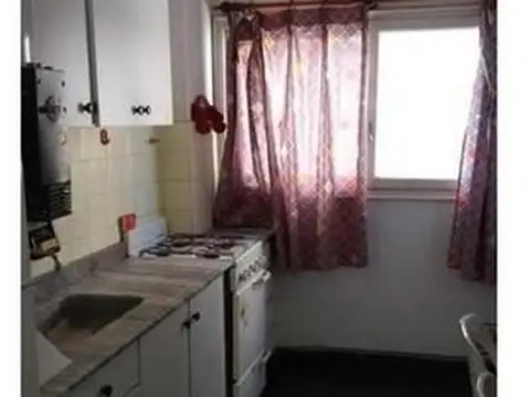Excelente Departamento De 3 Ambientes Con Dependencia Y Vist