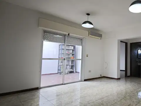 HIPOLITO YRIGOYEN al 400