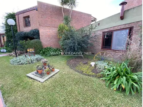 Casa en Venta en Club El Carmen, USD 330.000