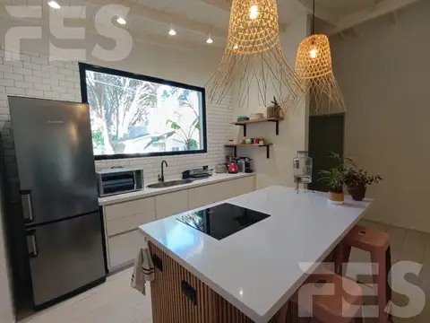 Casa en Alquiler Temporal con 1 cochera