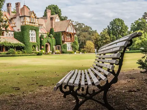 Av. Pereda S/N, Maximo Paz 1800