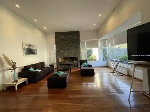 Casa en Venta al Este