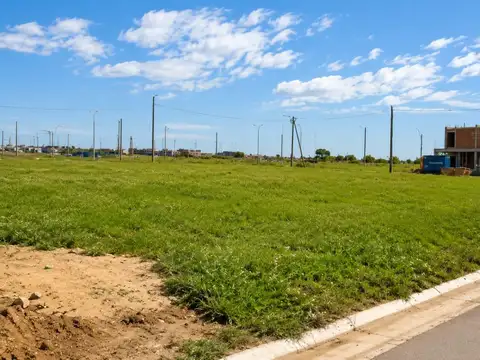 Terreno en Venta en Campos De Manantiales, USD 49.000