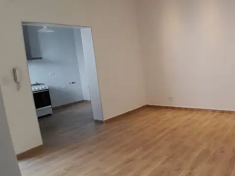 Depto Tipo Casa en Alquiler de 1 dormitorio