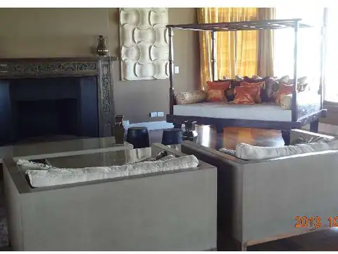 Terreno en Venta en Albanueva, USD 977.000