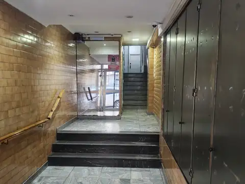 3 ambientes con balcón al contrafrente, muy luminoso – Balvanera