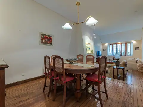 Casa en Venta en Nuestra Señora De Lourdes, USD 380.000