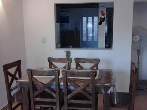 Casa en Alquiler Temporal con 1 cochera