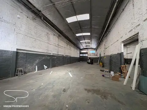 Galpon en Alquiler en Villa Ballester, $ 2.500.000