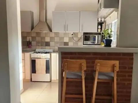 Casa en venta - 2 Dormitorios 2 Baños - Río Cuarto