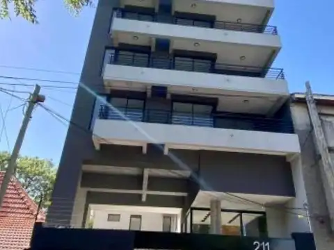 EXCELENTE Monoambiente a ESTRENAR a 2 cds de la Avda