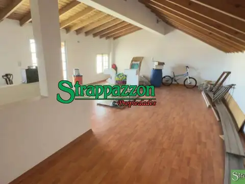 Casa en Venta con 1 cochera