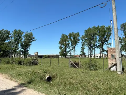 UNICO LOTE /2.565M/NIVELADO/LUZ/BOMBA SUMERGIBLE 