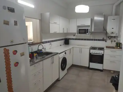 3 Ambientes, 2 Patios, 1 Despensa, PB, baulera