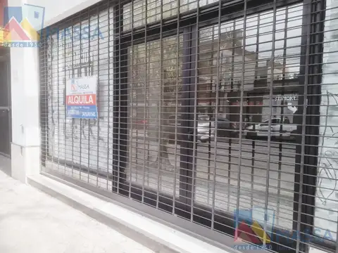 UBICADISIMO  LOCAL COMERCIAL AL FRENTE EN SALTA 2325