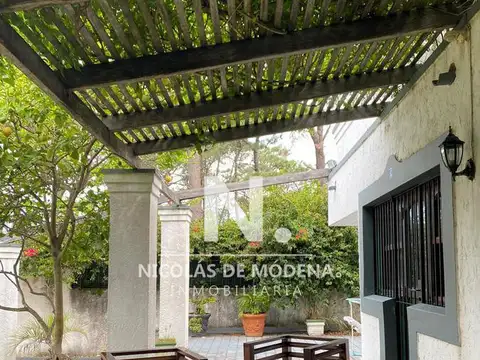 Casa 5 ambientes con 3 baños