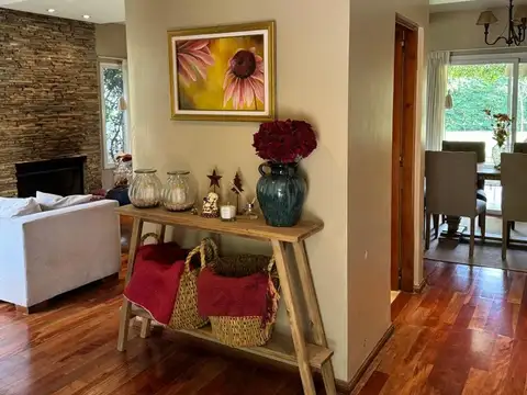Casa en Venta en Manuel Alberti, USD 370.000