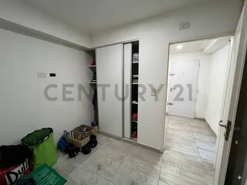 11 E/ 43 y 44 500, Piso 0
