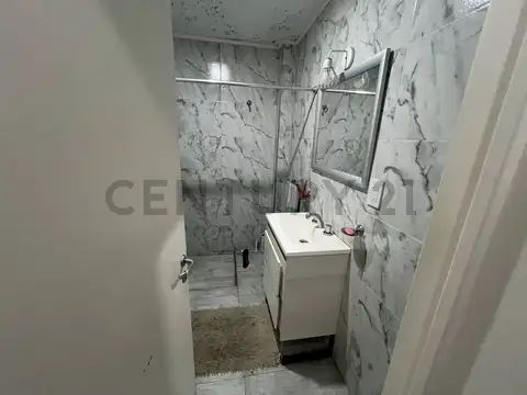 VENTA PH 3 AMBIENTES LA PLATA CENTRO – 2 PATIOS