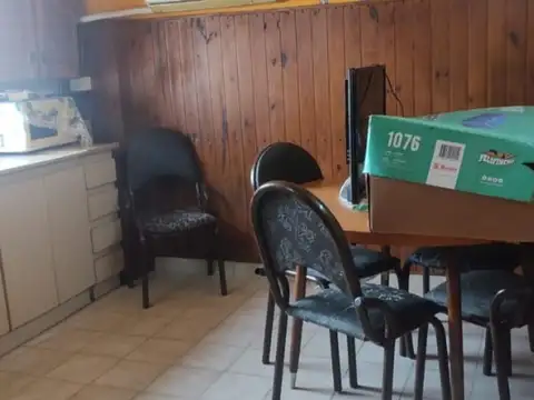 Depto Tipo Casa 4 ambientes con 2 baños