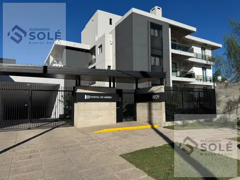 Departamento En Venta Cochera   Balcón   Asador  Alto Alberdi