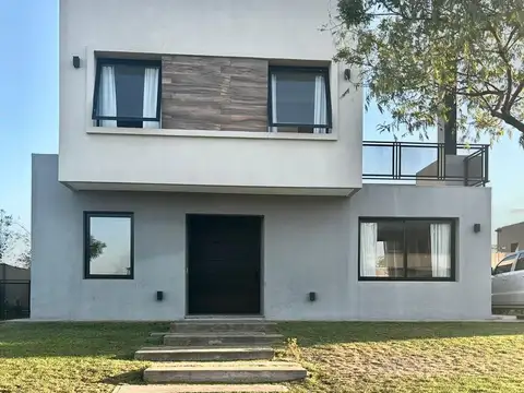 Casa en Venta en Las Heras, USD 450.000