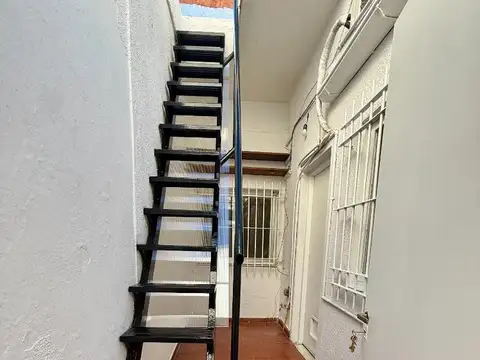 Depto Tipo Casa en Alquiler de Monoambiente