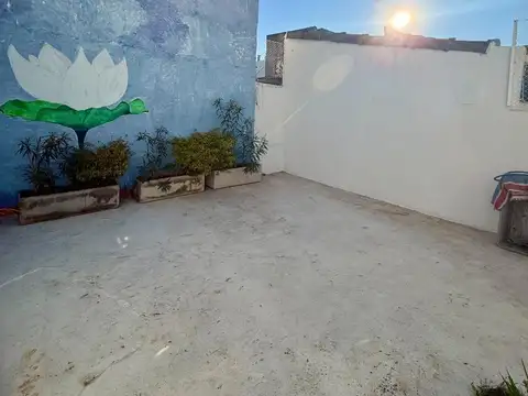 Depto Tipo Casa Monoambiente con 1 baño