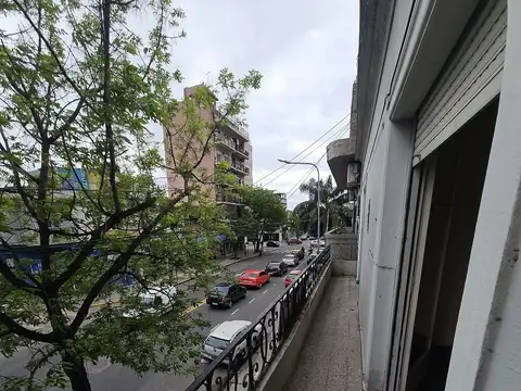 Depto Tipo Casa en Alquiler de 2 dormitorios