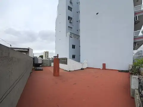 Galpon con Vivienda 3 Ambientes 1 Piso Patio y Terraza