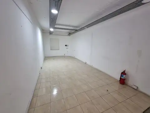 Local en Venta en Retiro, USD 160.000