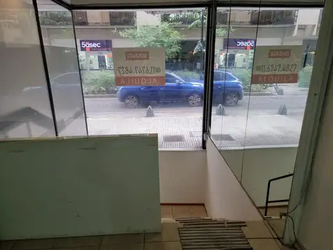 Local en Venta 30 años