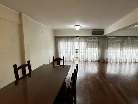 Departamento en Alquiler de 3 dormitorios