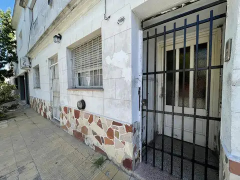 VERSALLES- PH 3 AMBIENTES/ALFRENTE - TERRAZA COMPARTIDA