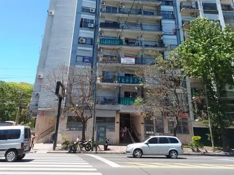 Muy lindo ambiente en Olivos - Sturiza 494